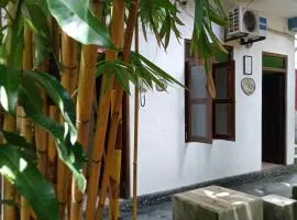 Suninn hostel and surf school