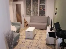 T2 dans charmant petit village avec commodité