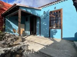 La Casita Azul