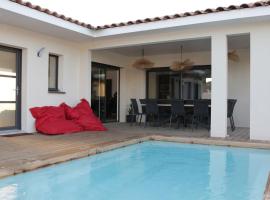 Villa Augusta pour 10 personnes - 4 étoiles，位于Villevieille的酒店