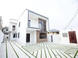 Cees Place