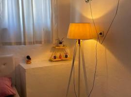 Denize 2 km Manzaralı ve Ferah，位于格克切达镇的酒店