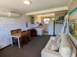 Gloucester - 2 Bedroom Apartments