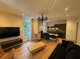 Villa Belle Fleur - Queyras - Appartements confortables avec vue montagne Alpes Française -，位于Château-Ville-Vieille的酒店