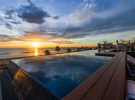 Hotel Relax Family & Spa，位于圣贝内代托-德尔特龙托的酒店