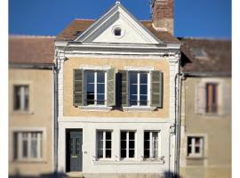 Maison 15 pers dans le Perche avec Piscine，位于Saint-Aubin-des-Grois的酒店