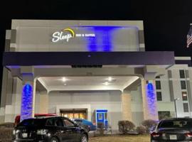 Sleep Inn & Suites Memphis Southeast，位于孟菲斯孟菲斯国际机场 - MEM附近的酒店