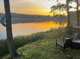 Romantische Zweisamkeit direkt am See，位于德绍的酒店