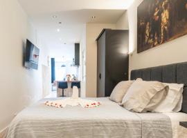 Stylish studio in the heart of Breda city center，位于布雷达的酒店