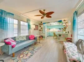 12 Mi to Skiing Manistee Lake Cottage with Fire Pit