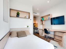 Livensa Living Studios San Sebastián，位于圣塞瓦斯蒂安的自助式住宿