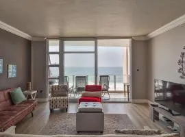 Stylish Diaz sea view apartment