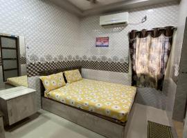 Swamy's Aruna Residency，位于Chīrāla的酒店
