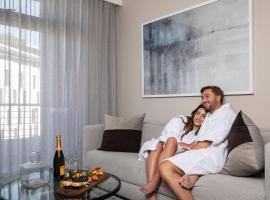 The Capital Trilogy Menlyn Maine，位于比勒陀利亚的酒店