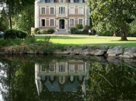 Maison d'hôtes Le Manoir de Contres，位于Contres的酒店