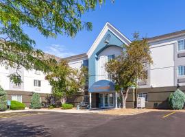 Sonesta Simply Suites St Louis Earth City，位于地球城的酒店