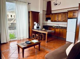 Apartamentos Los Verodes，位于弗龙特拉的酒店