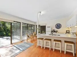 The Treehouse at Long Beach managed by Batemans Bay Accom