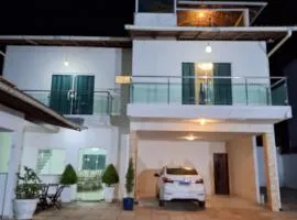 Linda Casa com Piscina px Praia