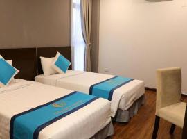 Galaxy Hotel，位于Thanh Thù的酒店