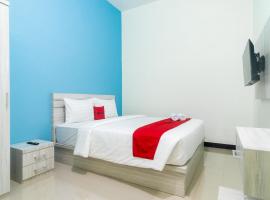 RedDoorz Plus at Sempurna Inn Medan，位于Polonia Airport的酒店
