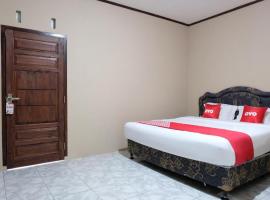 OYO 1851 Homestay Joss，位于Tanjungbinga的酒店