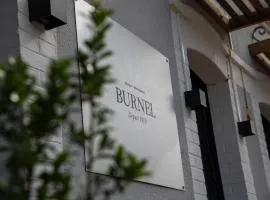 伯纳和克莱德斯尚普之家酒店