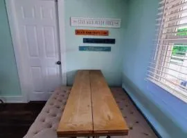 Pet friendly minutes to beach