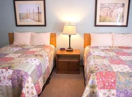 M22 Inn Suttons Bay，位于Suttons Bay的酒店
