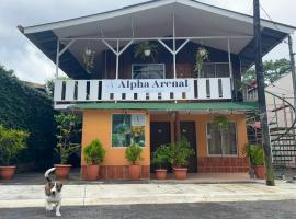 Alpha Arenal Hostel，位于福尔图纳的酒店