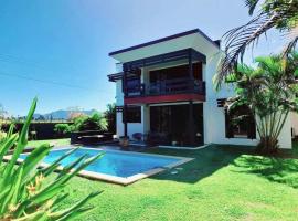 Spacious Villa -Private Pool & Relaxing Atmosphere，位于南迪的酒店