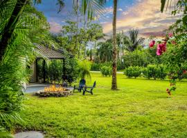 Luxury Pool Home，位于Loxahatchee的酒店