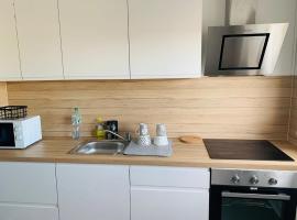 Charmante appartement de 2 chambres à Saint-Étienne-du-Rouvray，位于圣艾蒂安迪鲁夫赖的酒店