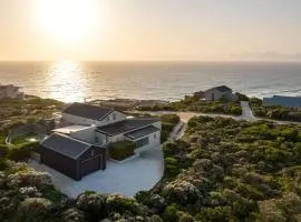 Romansbaai Oceanview Retreat