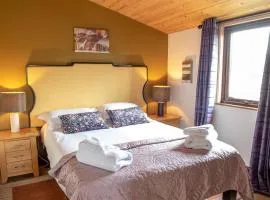 Harvest 18 Lodge, Yellowtop Country Park