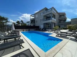 Villas Punta Silo - luxury apartments with pool