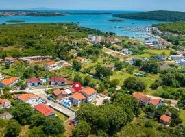 Villa Tena with Private Swimming Pool