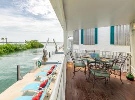 Tidewater Views by Last Key Realty，位于Cudjoe Key的酒店