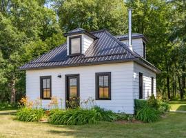 Carson's Creek，位于Hillier的酒店