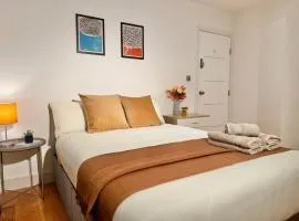 En-suites with Free Parking 30min to Central London
