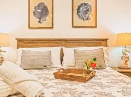 Full Remodeled 1br condo with Air conditioner