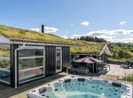 5 Bedroom Stunning Home In Blokhus