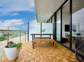 Stylish Urban Retreat Prime Location