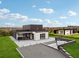 Gorgeous Home In Tarm With Kitchen