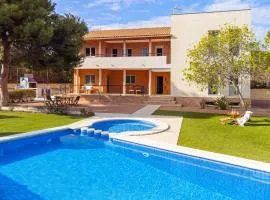 Acogedora Villa en Alicante con piscina y barbacoa