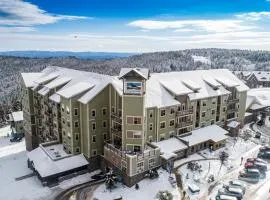 Soaring Eagle 303 Next To Slopes Underground Parking Hot Tubs Locker