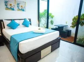 Penang Beach Villa 5 bedroom 5 bathroom with pool and ktv