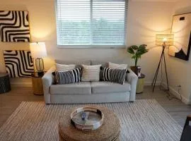 Updated Spacious 2BR Condo by the Beach