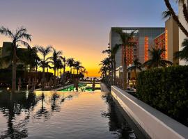 Marriott's Crystal Shores，位于Marco Island的酒店