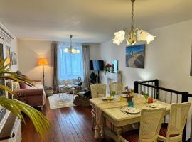 La Marquise duplex 2 chambres avec terrasse privée by BoookingFuté，位于Socourt的酒店